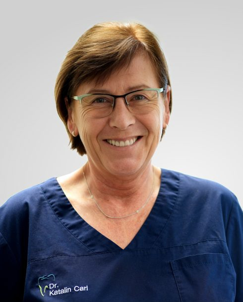 Dr. Katalin Carl